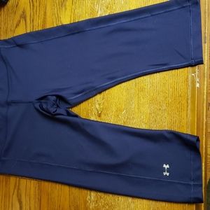 Under Armour compression workout capris, size xl